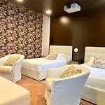 Intomilan I Design Galleria Del Corso Apartamento Milán